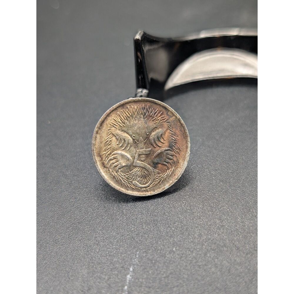 Australia 5 Cents • Echidna Reverse • Attractive Natural Toning